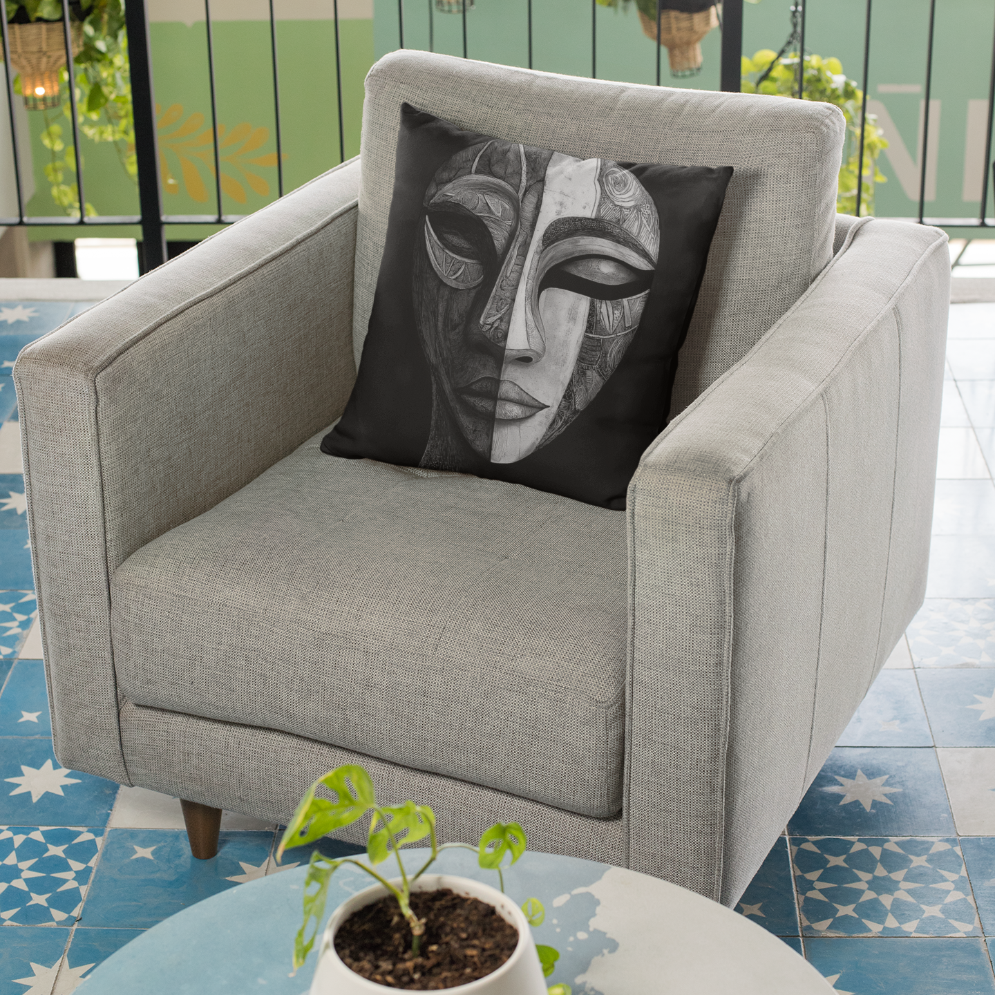 Artistic Black & White Pillow - Abstract Face Design, Home Decor Accent, Modern Living Room, Gift for Art Lovers, Cozy Bedroom