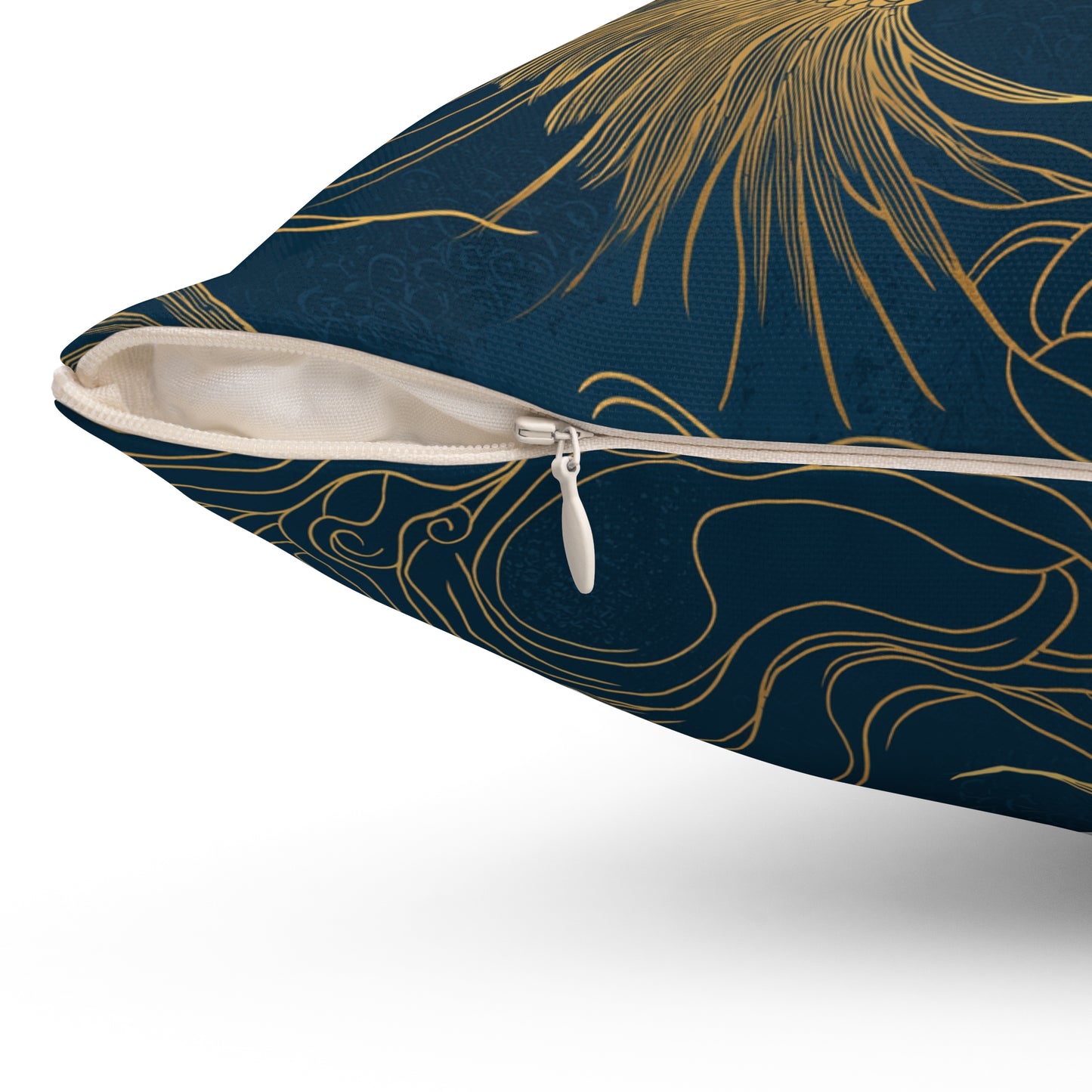 Japanese Crane Throw Pillow – Elegant Bird-Inspired Accent Cushion