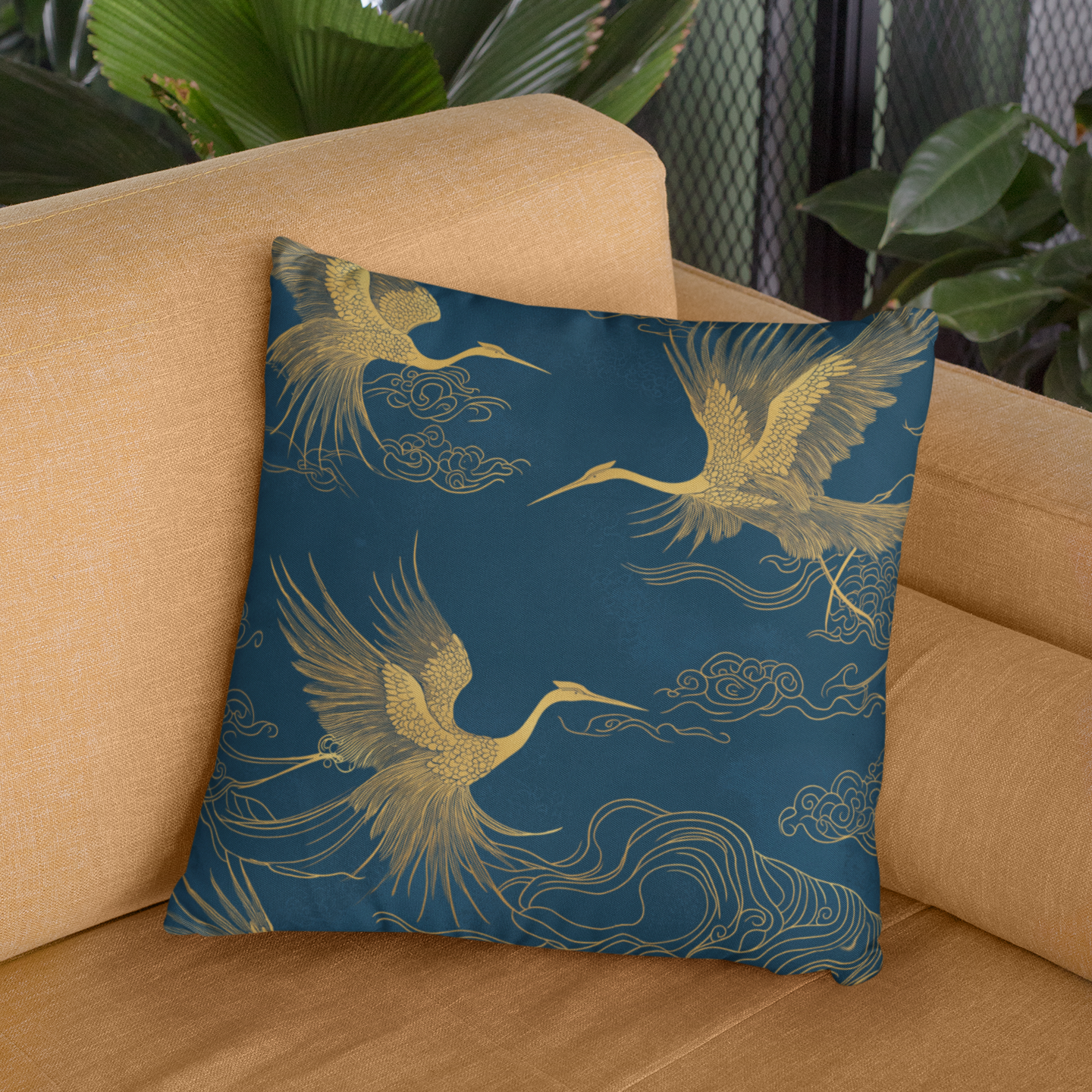 Japanese Crane Throw Pillow – Elegant Bird-Inspired Accent Cushion