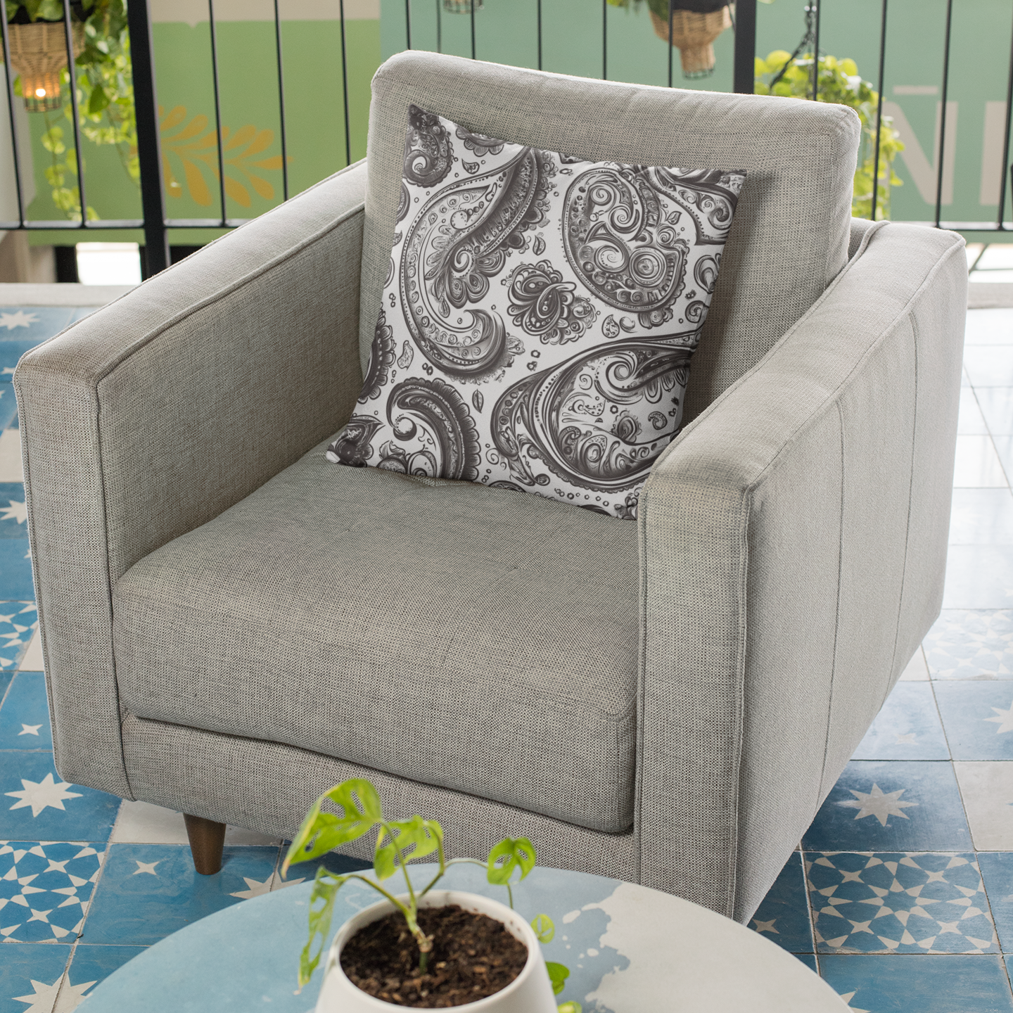 Elegant Paisley Print Throw Pillow – Chic Accent Cushion for Home